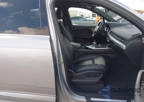 2019 Audi Q7 45 Premium from USA, damaged, VIN WA1LHAF74KD042595